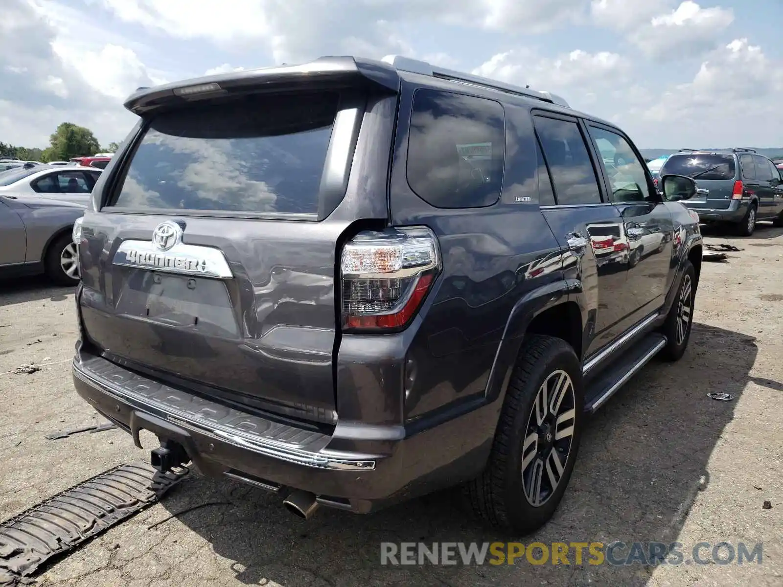 4 Фотография поврежденного автомобиля JTEBU5JRXK5685956 TOYOTA 4RUNNER 2019