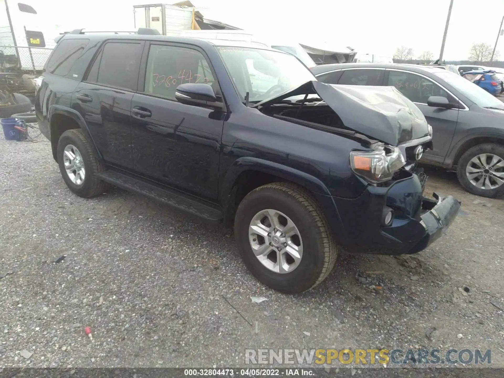 1 Фотография поврежденного автомобиля JTEBU5JRXK5687447 TOYOTA 4RUNNER 2019