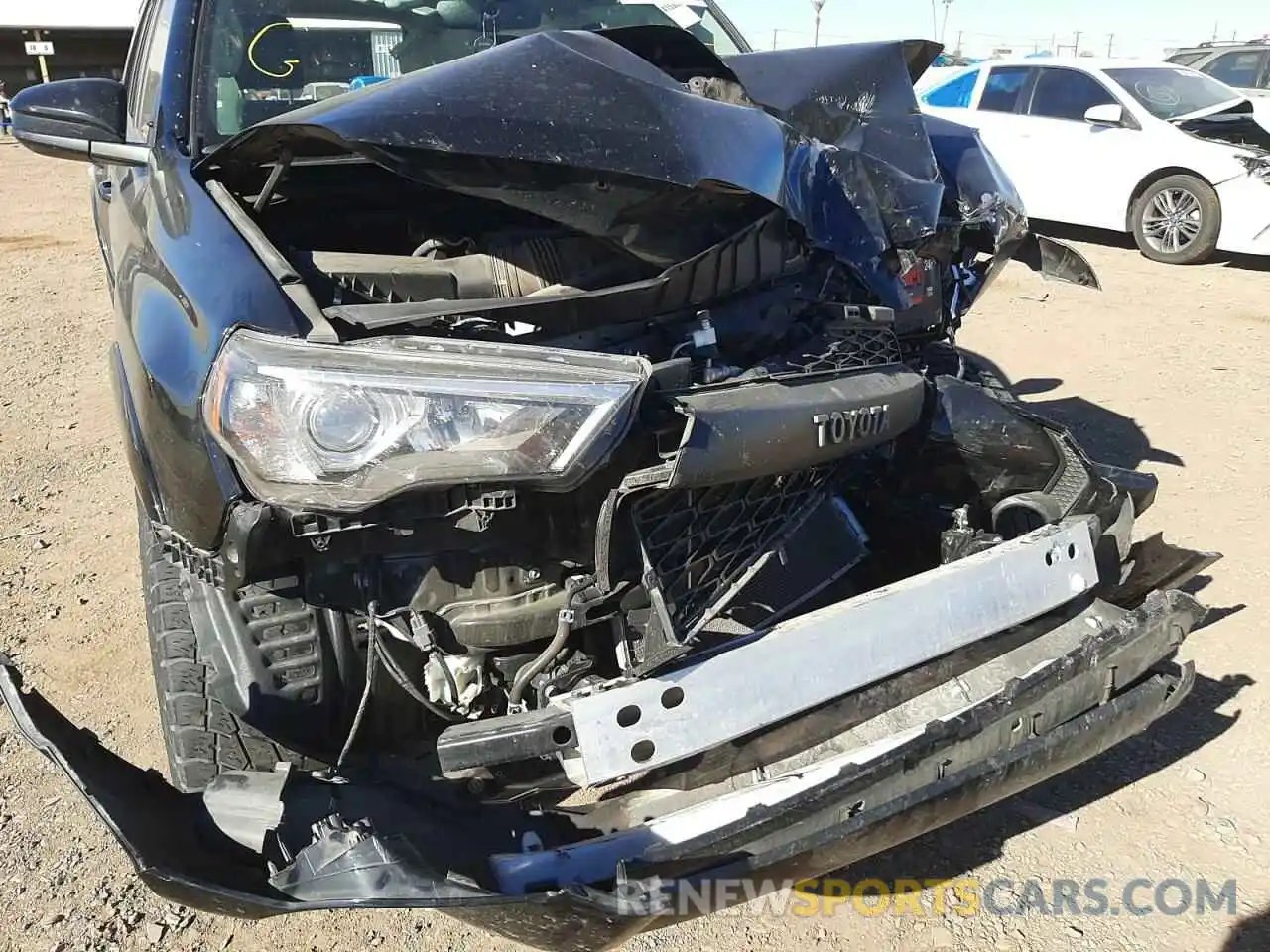 9 Photograph of a damaged car JTEBU5JRXK5687464 TOYOTA 4RUNNER 2019