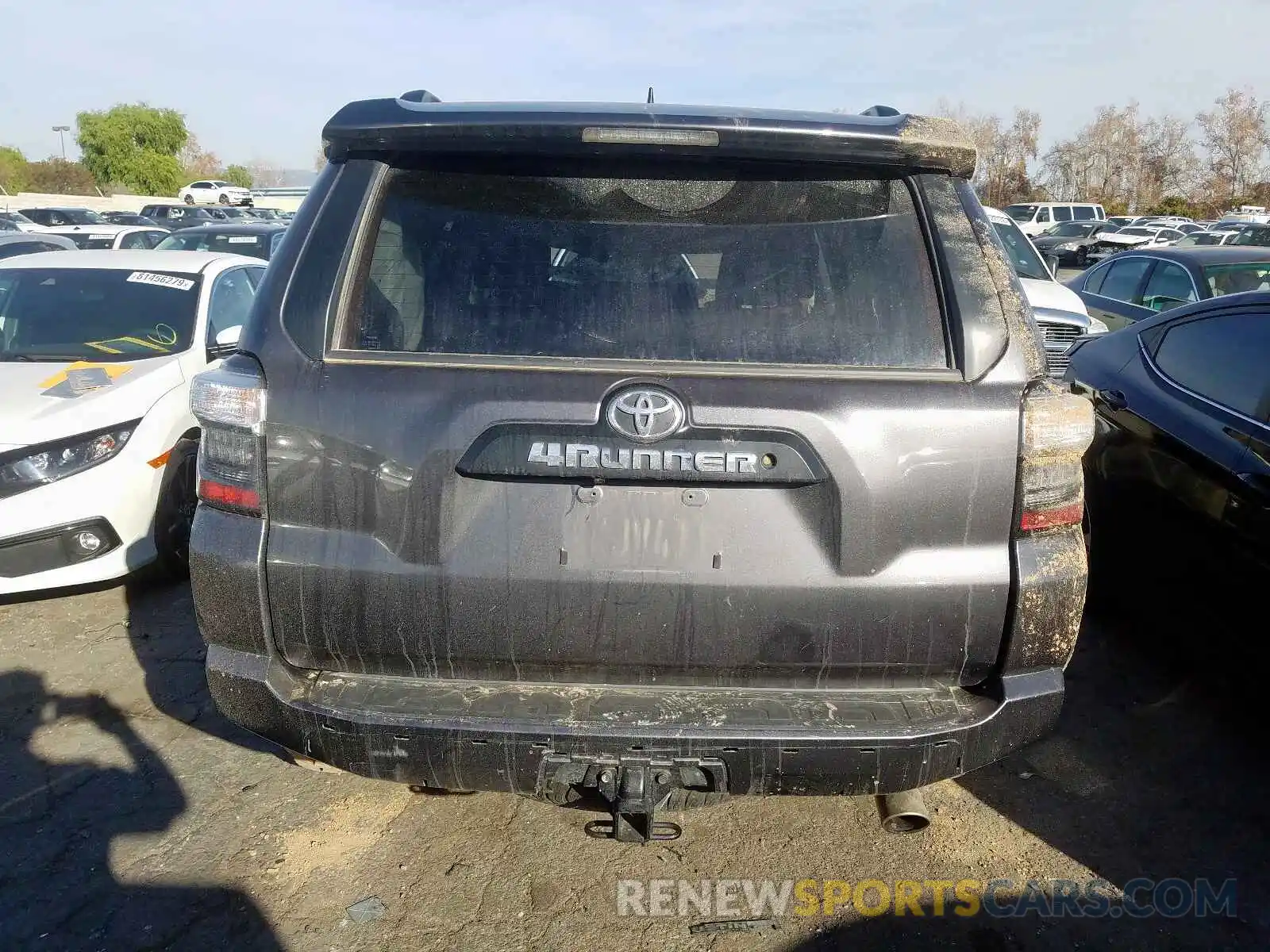 9 Photograph of a damaged car JTEBU5JRXK5688999 TOYOTA 4RUNNER 2019