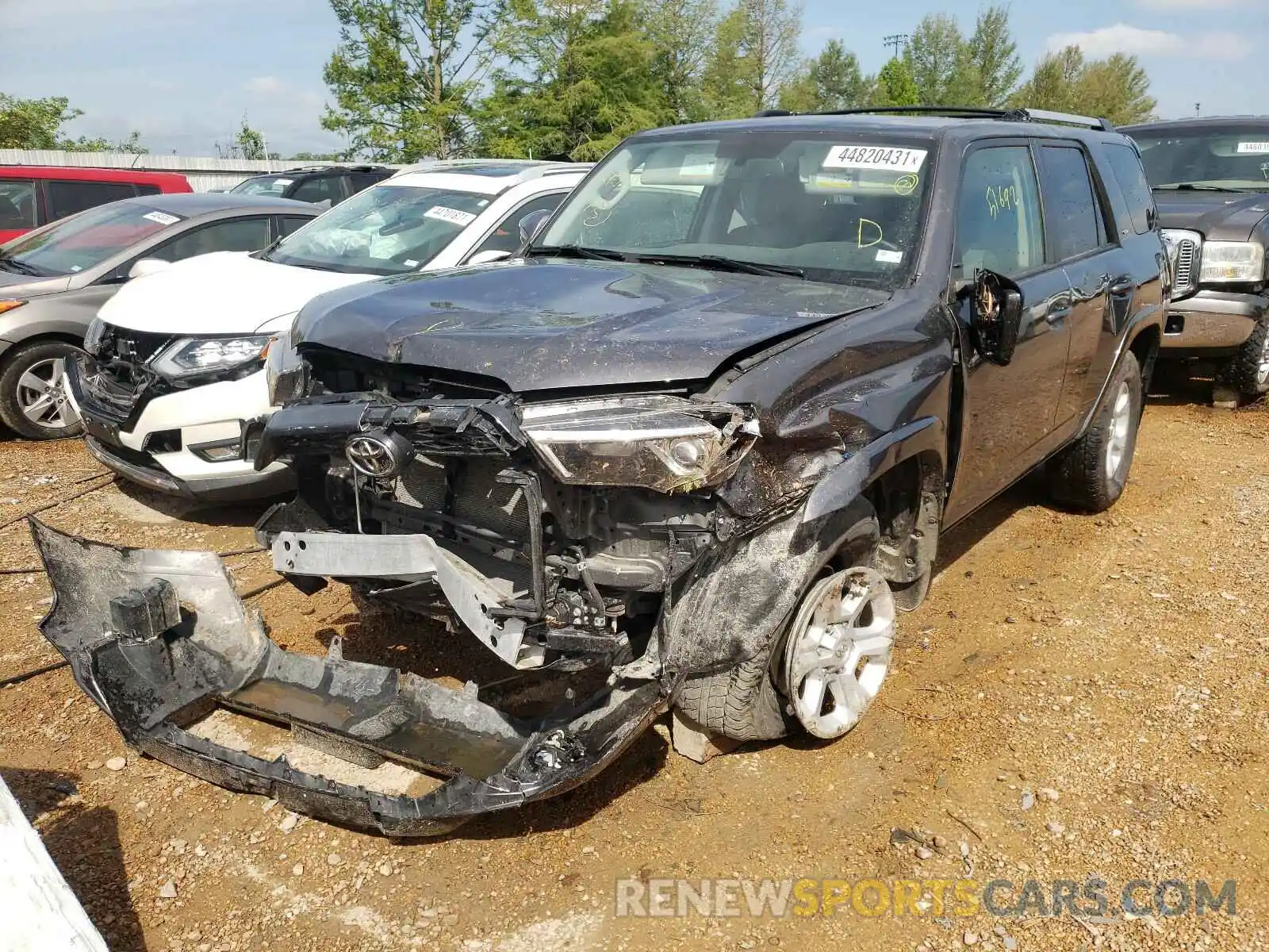 2 Photograph of a damaged car JTEBU5JRXK5697038 TOYOTA 4RUNNER 2019