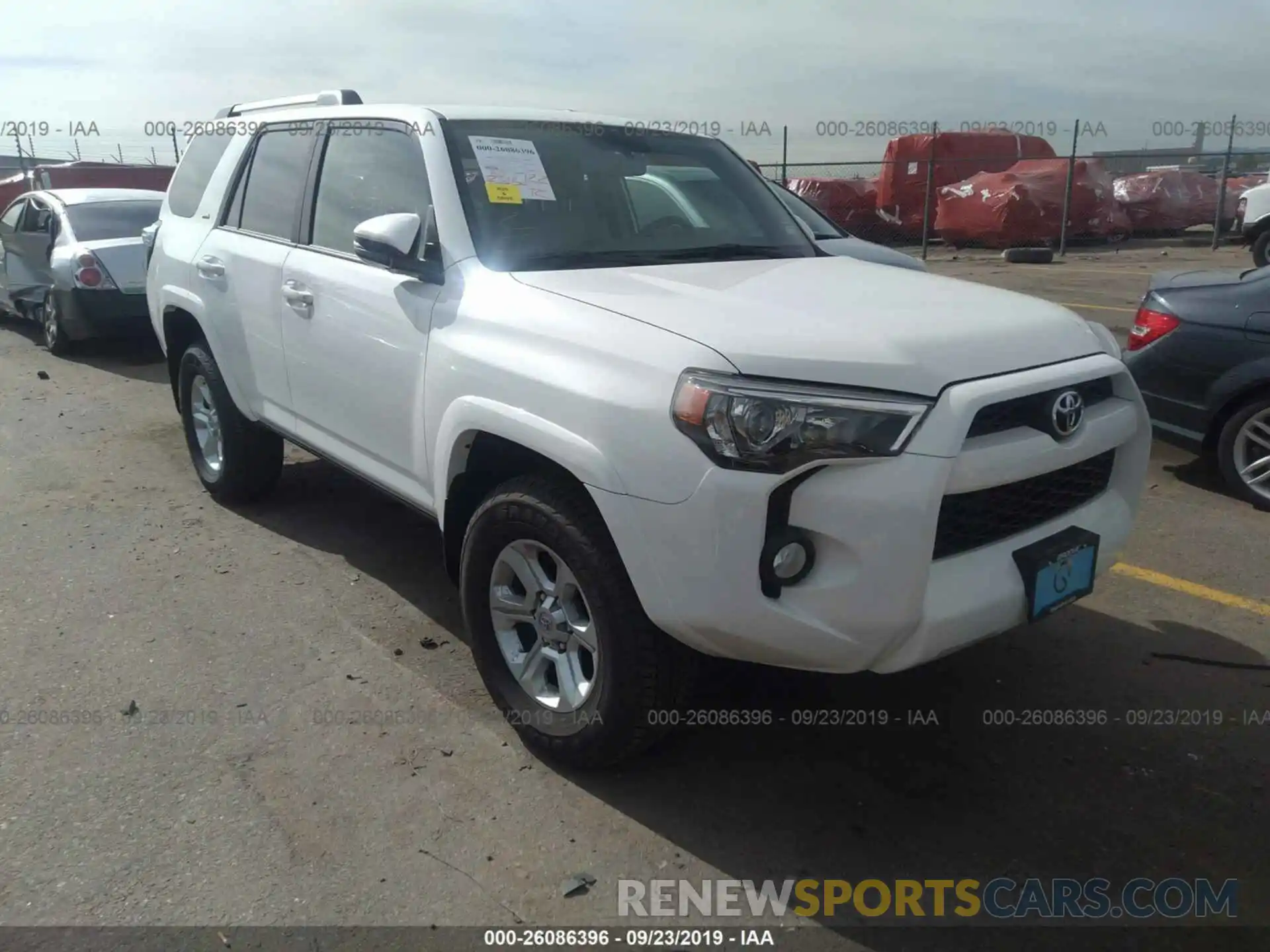 1 Photograph of a damaged car JTEBU5JRXK5705350 TOYOTA 4RUNNER 2019