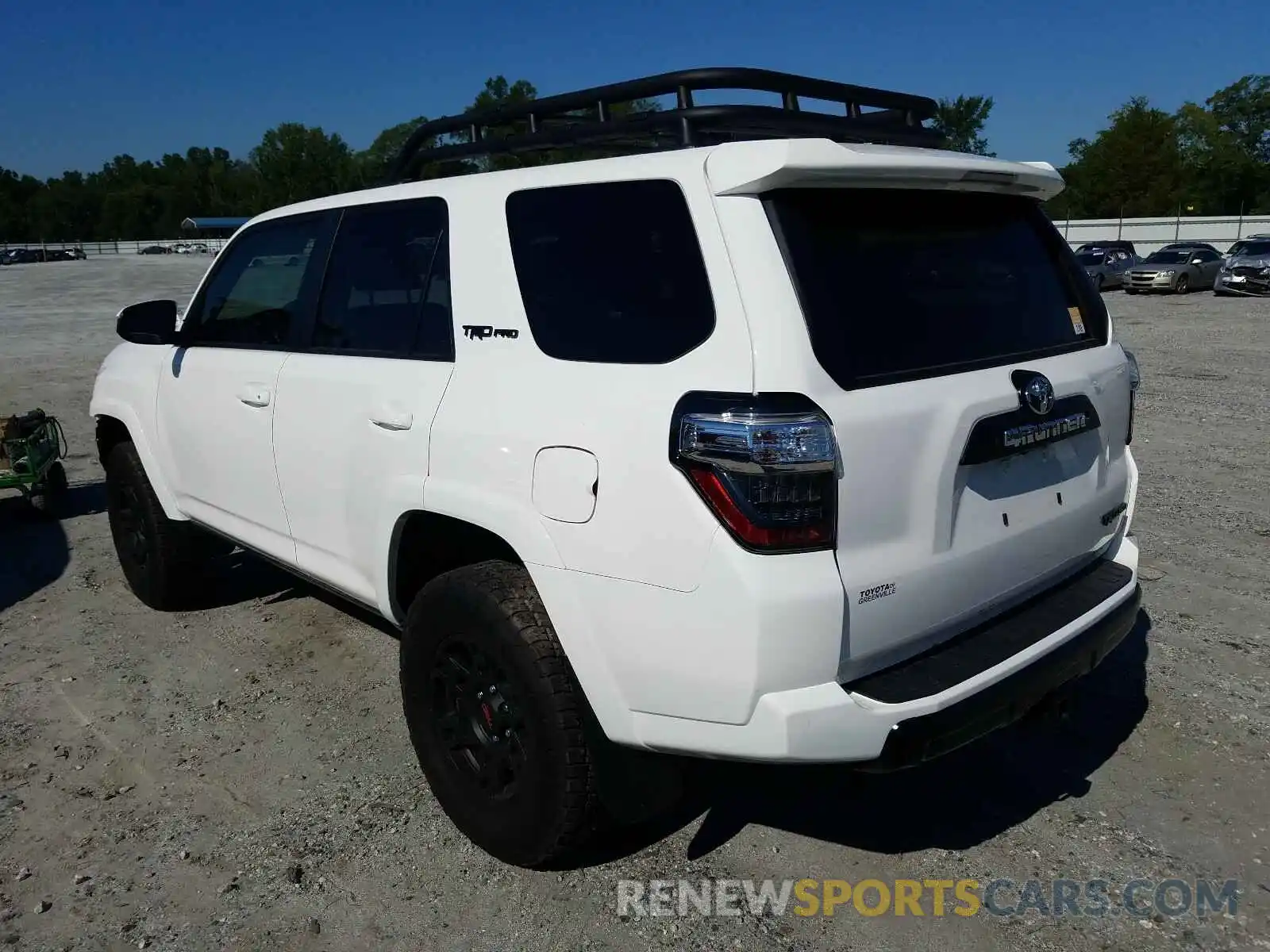 3 Фотография поврежденного автомобиля JTEBU5JRXK5709432 TOYOTA 4RUNNER 2019