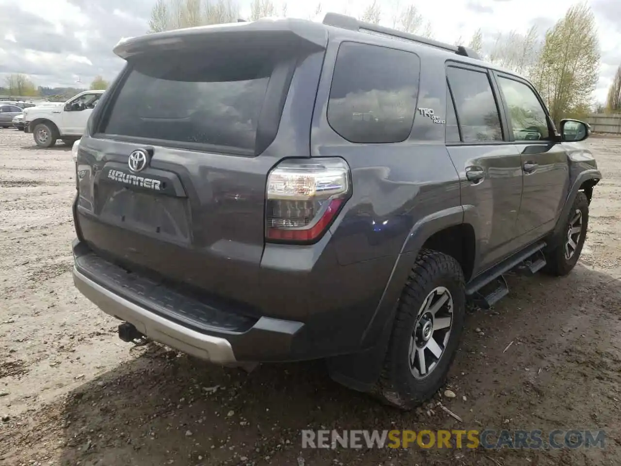 4 Фотография поврежденного автомобиля JTEBU5JRXK5711293 TOYOTA 4RUNNER 2019