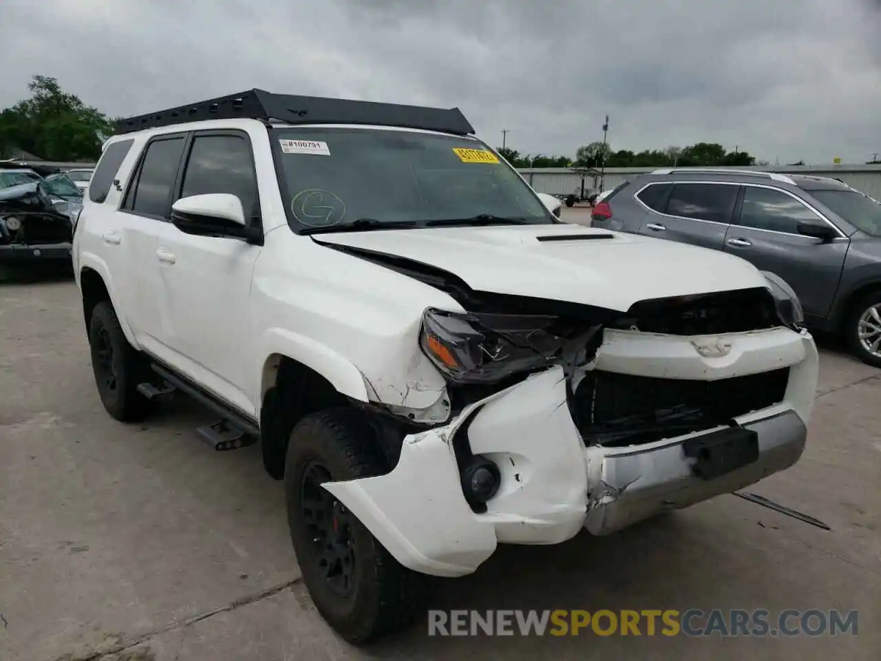 1 Photograph of a damaged car JTEBU5JRXK5714372 TOYOTA 4RUNNER 2019