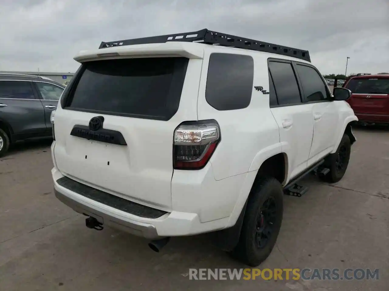 4 Фотография поврежденного автомобиля JTEBU5JRXK5714372 TOYOTA 4RUNNER 2019