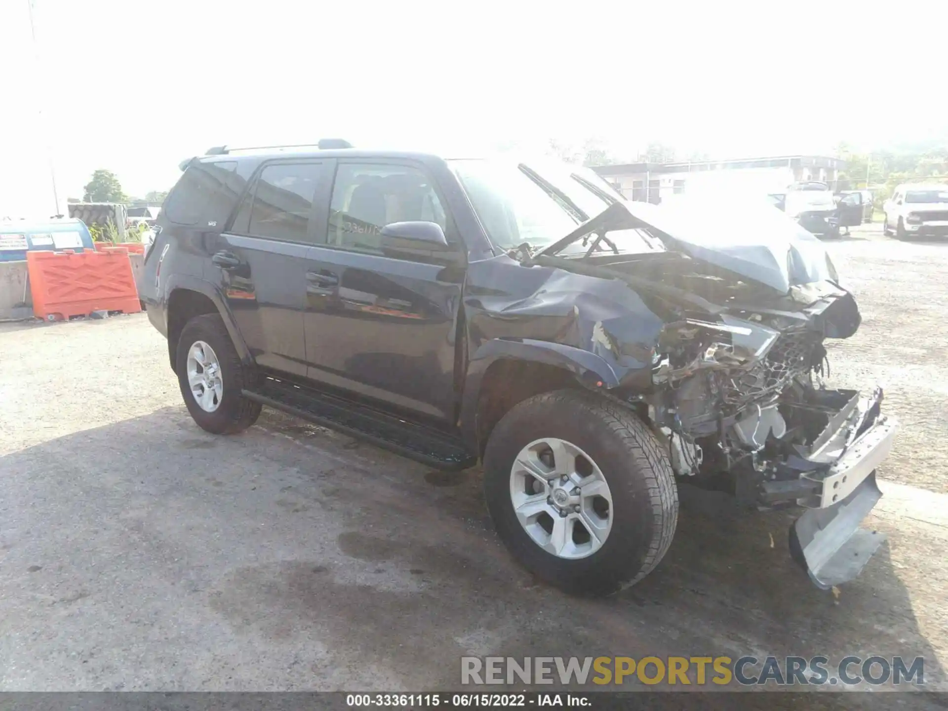 1 Фотография поврежденного автомобиля JTEBU5JRXK5719345 TOYOTA 4RUNNER 2019