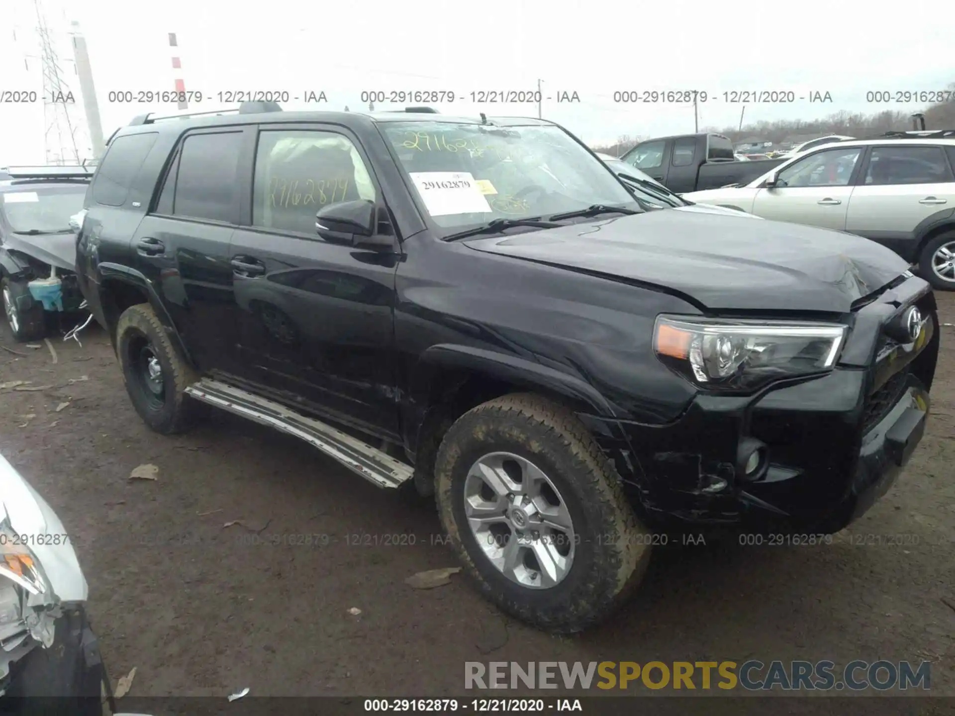 1 Фотография поврежденного автомобиля JTEBU5JRXK5723671 TOYOTA 4RUNNER 2019