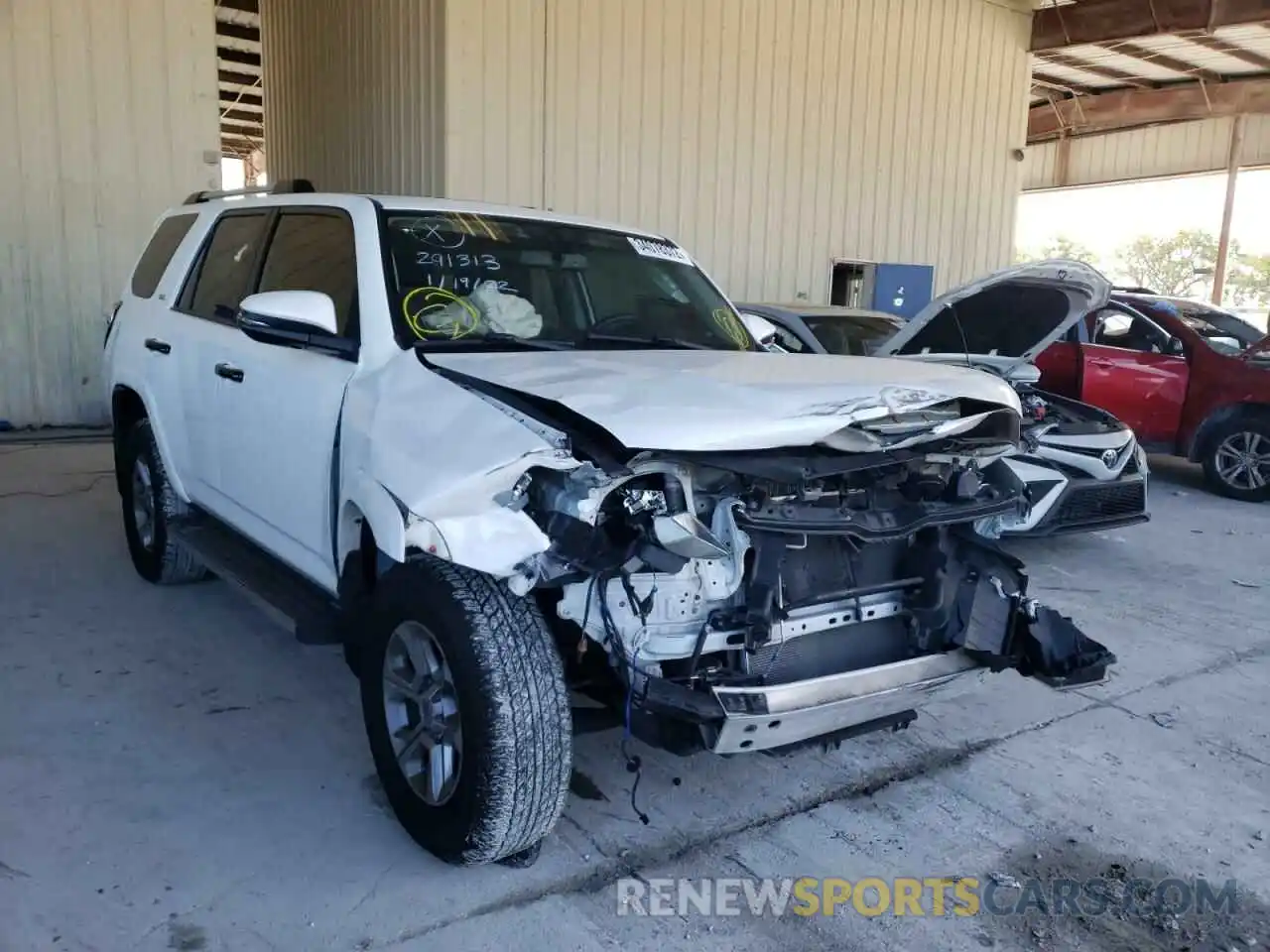 1 Photograph of a damaged car JTEBU5JRXK5728028 TOYOTA 4RUNNER 2019