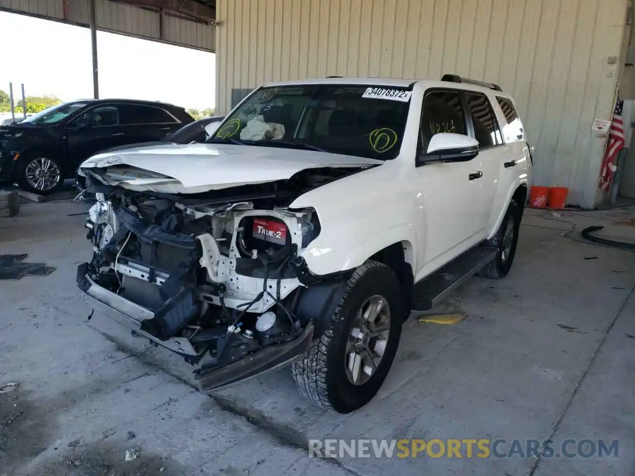 2 Photograph of a damaged car JTEBU5JRXK5728028 TOYOTA 4RUNNER 2019