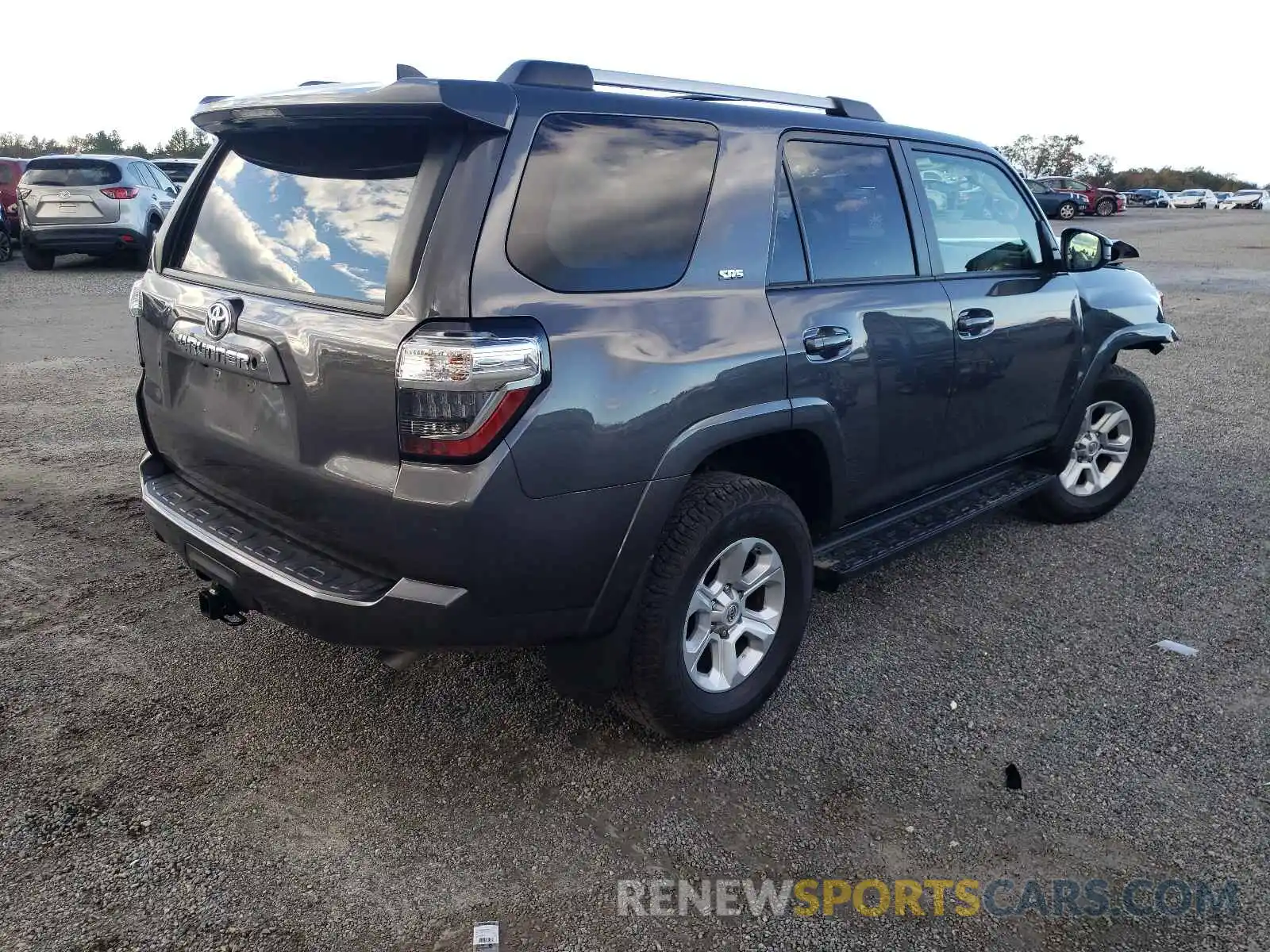 4 Фотография поврежденного автомобиля JTEBU5JRXK5728627 TOYOTA 4RUNNER 2019