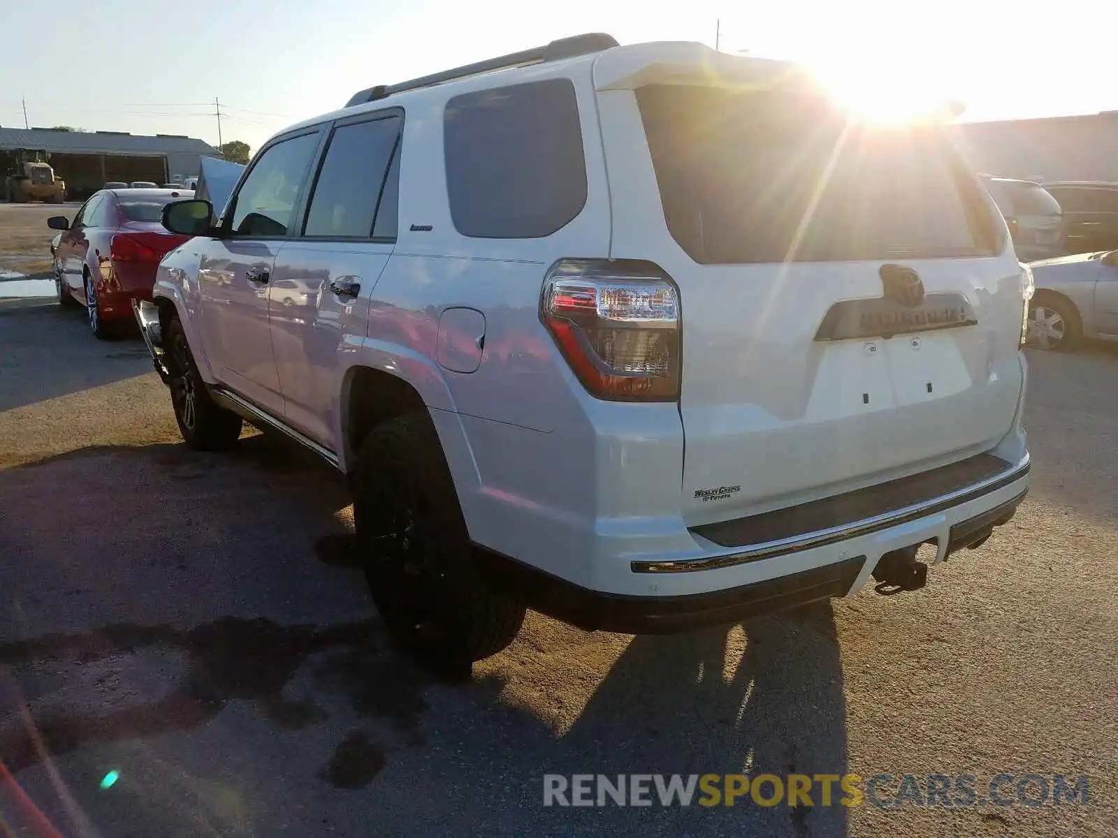 3 Photograph of a damaged car JTEBU5JRXK5730331 TOYOTA 4RUNNER 2019