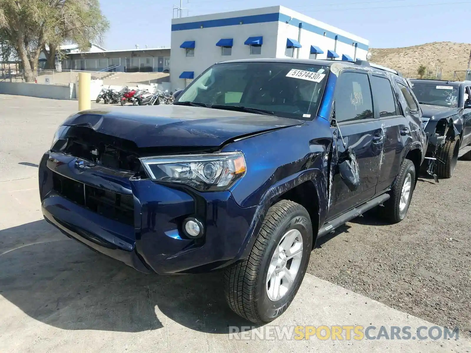 2 Photograph of a damaged car JTEBU5JRXK5730751 TOYOTA 4RUNNER 2019