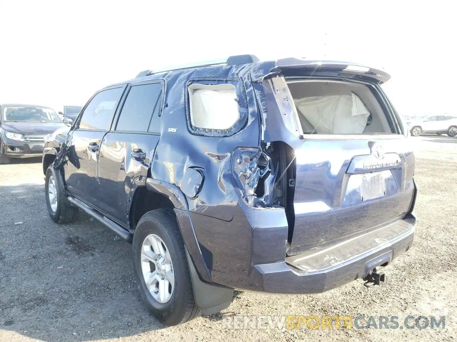 3 Фотография поврежденного автомобиля JTEBU5JRXK5730751 TOYOTA 4RUNNER 2019