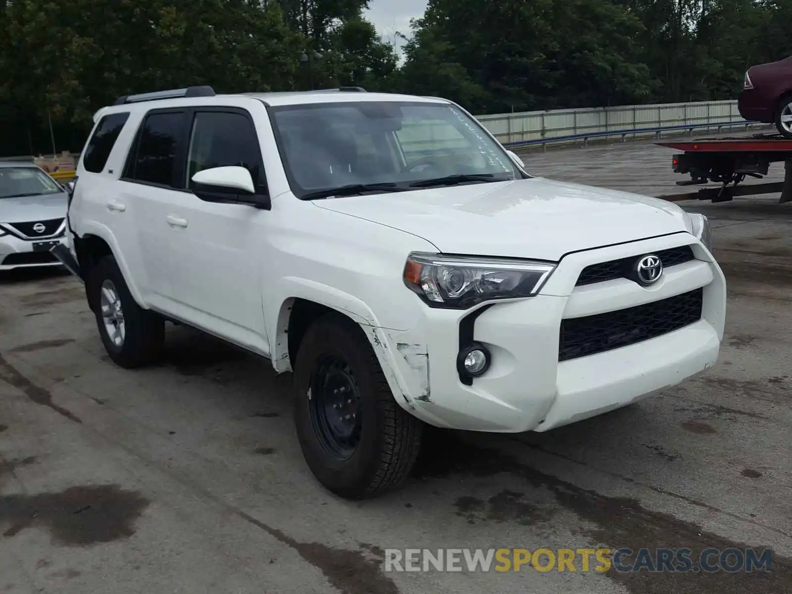 1 Photograph of a damaged car JTEZU5JR0K5195623 TOYOTA 4RUNNER 2019