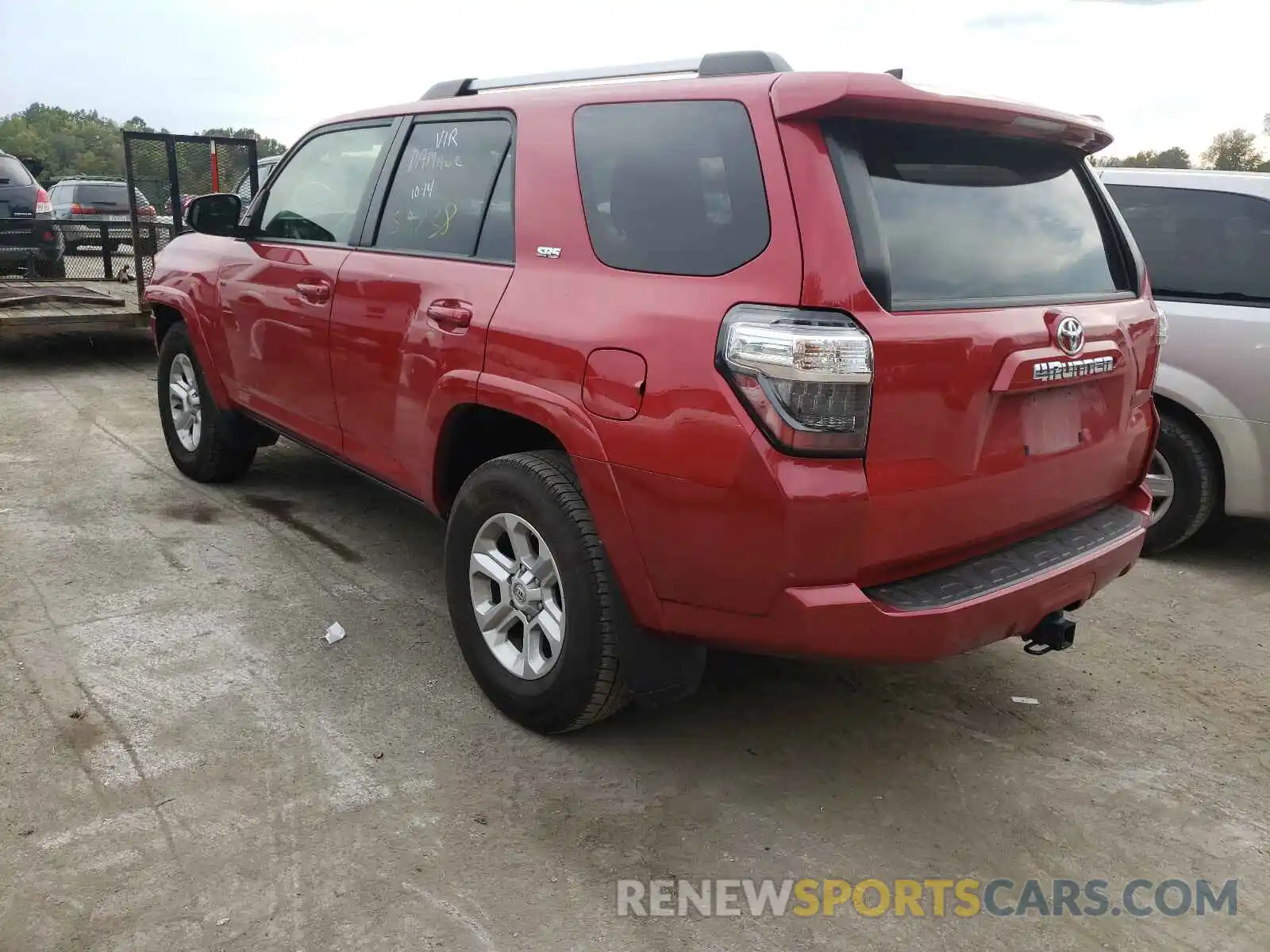 3 Фотография поврежденного автомобиля JTEZU5JR0K5197257 TOYOTA 4RUNNER 2019