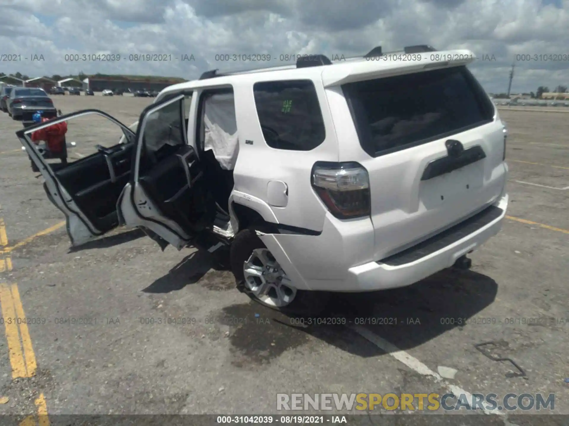 3 Photograph of a damaged car JTEZU5JR0K5198652 TOYOTA 4RUNNER 2019