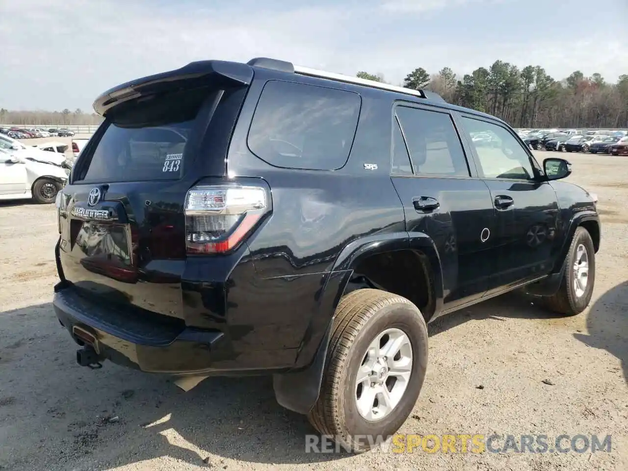 4 Photograph of a damaged car JTEZU5JR0K5201145 TOYOTA 4RUNNER 2019