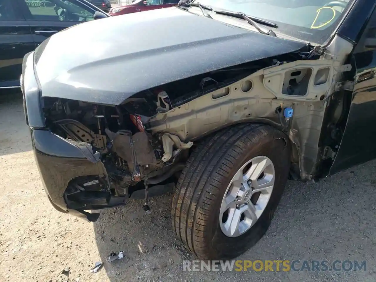 9 Photograph of a damaged car JTEZU5JR0K5201145 TOYOTA 4RUNNER 2019