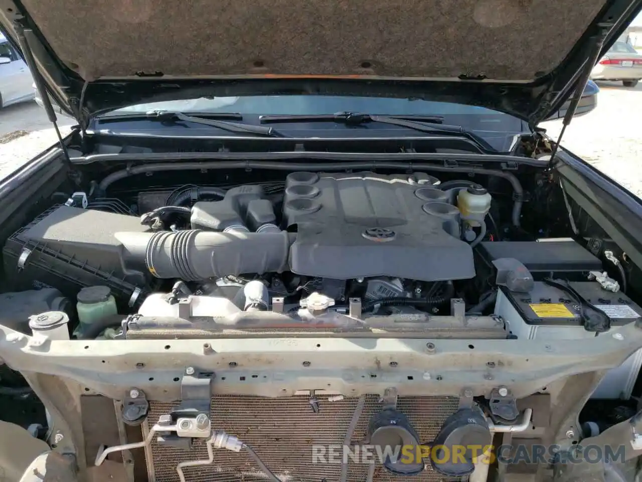 7 Photograph of a damaged car JTEZU5JR0K5203087 TOYOTA 4RUNNER 2019