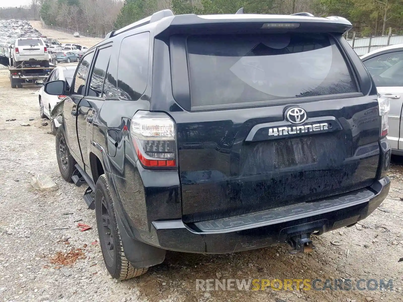 3 Photograph of a damaged car JTEZU5JR0K5204627 TOYOTA 4RUNNER 2019