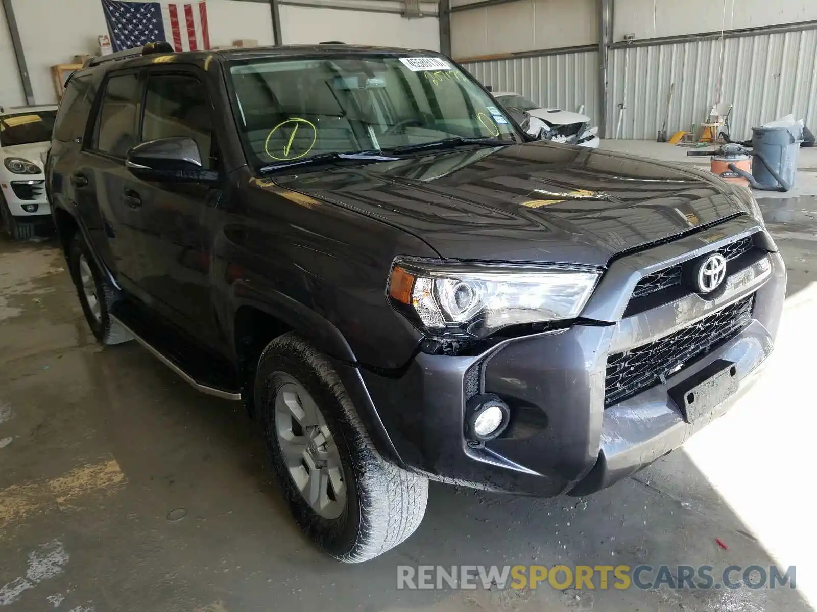 1 Photograph of a damaged car JTEZU5JR0K5207172 TOYOTA 4RUNNER 2019