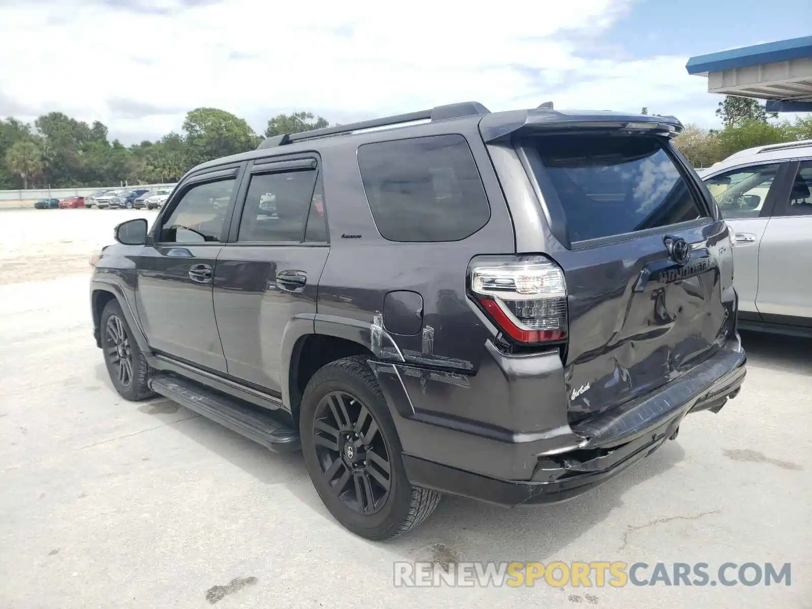 3 Photograph of a damaged car JTEZU5JR0K5207298 TOYOTA 4RUNNER 2019