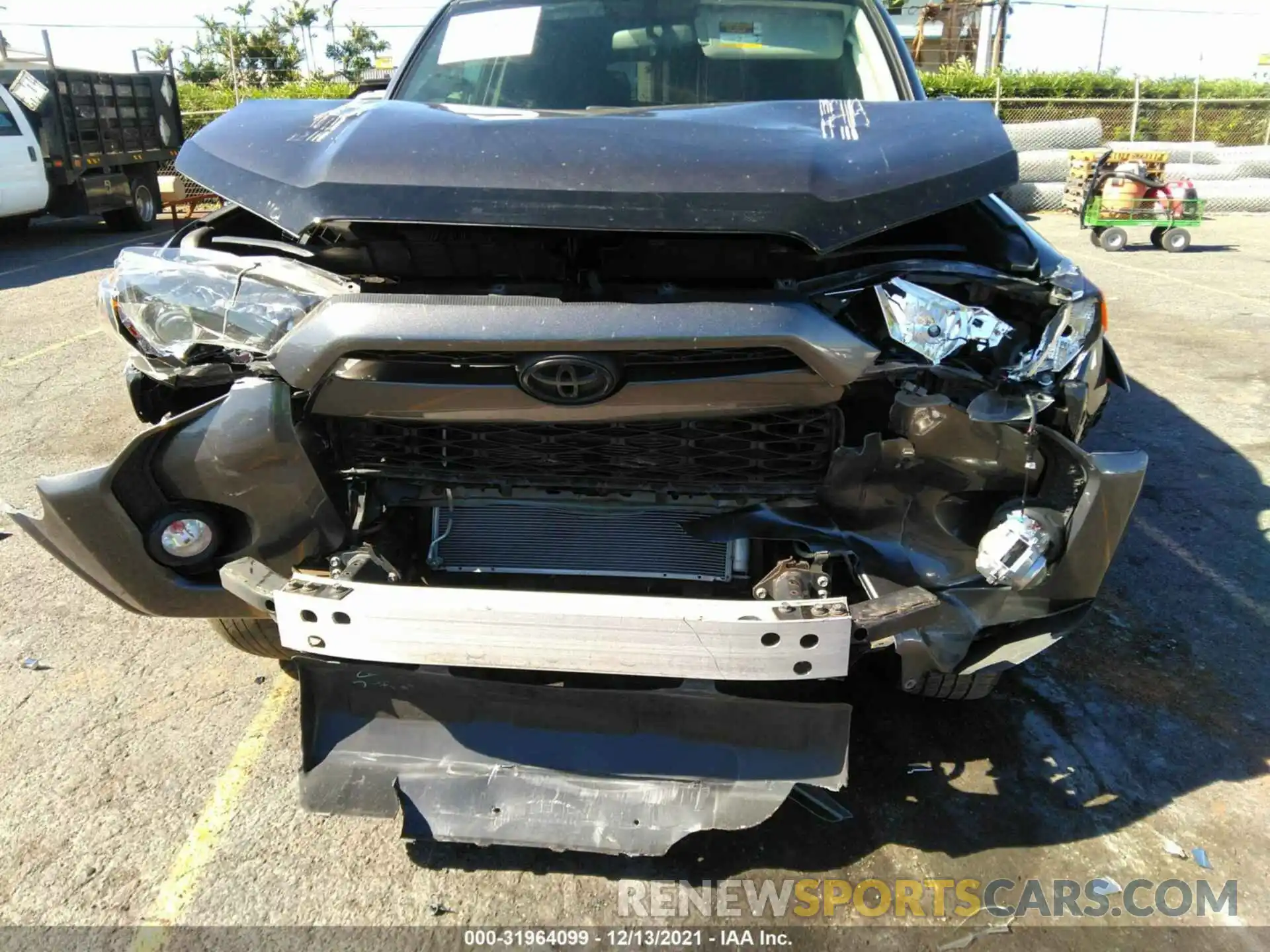 6 Photograph of a damaged car JTEZU5JR0K5210623 TOYOTA 4RUNNER 2019