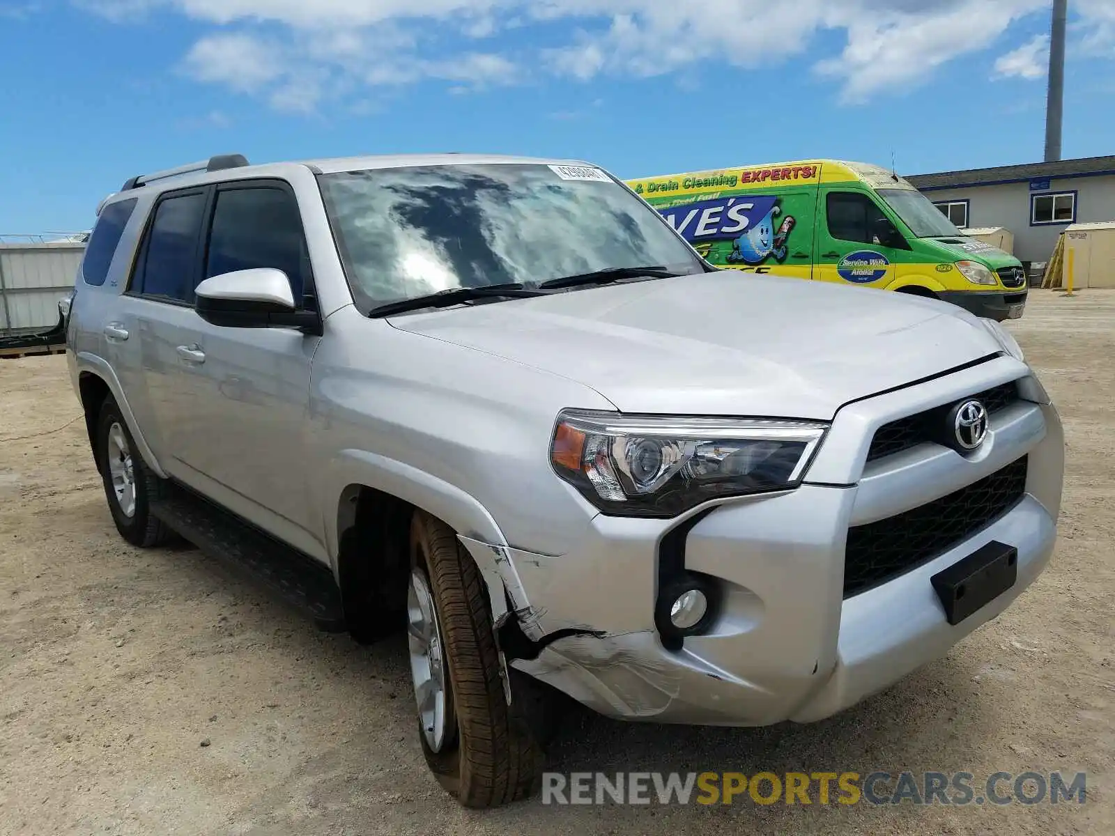 1 Photograph of a damaged car JTEZU5JR0K5211495 TOYOTA 4RUNNER 2019