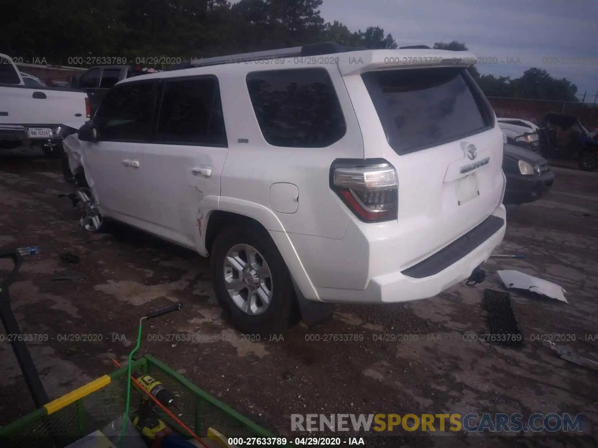 3 Photograph of a damaged car JTEZU5JR1K5191967 TOYOTA 4RUNNER 2019