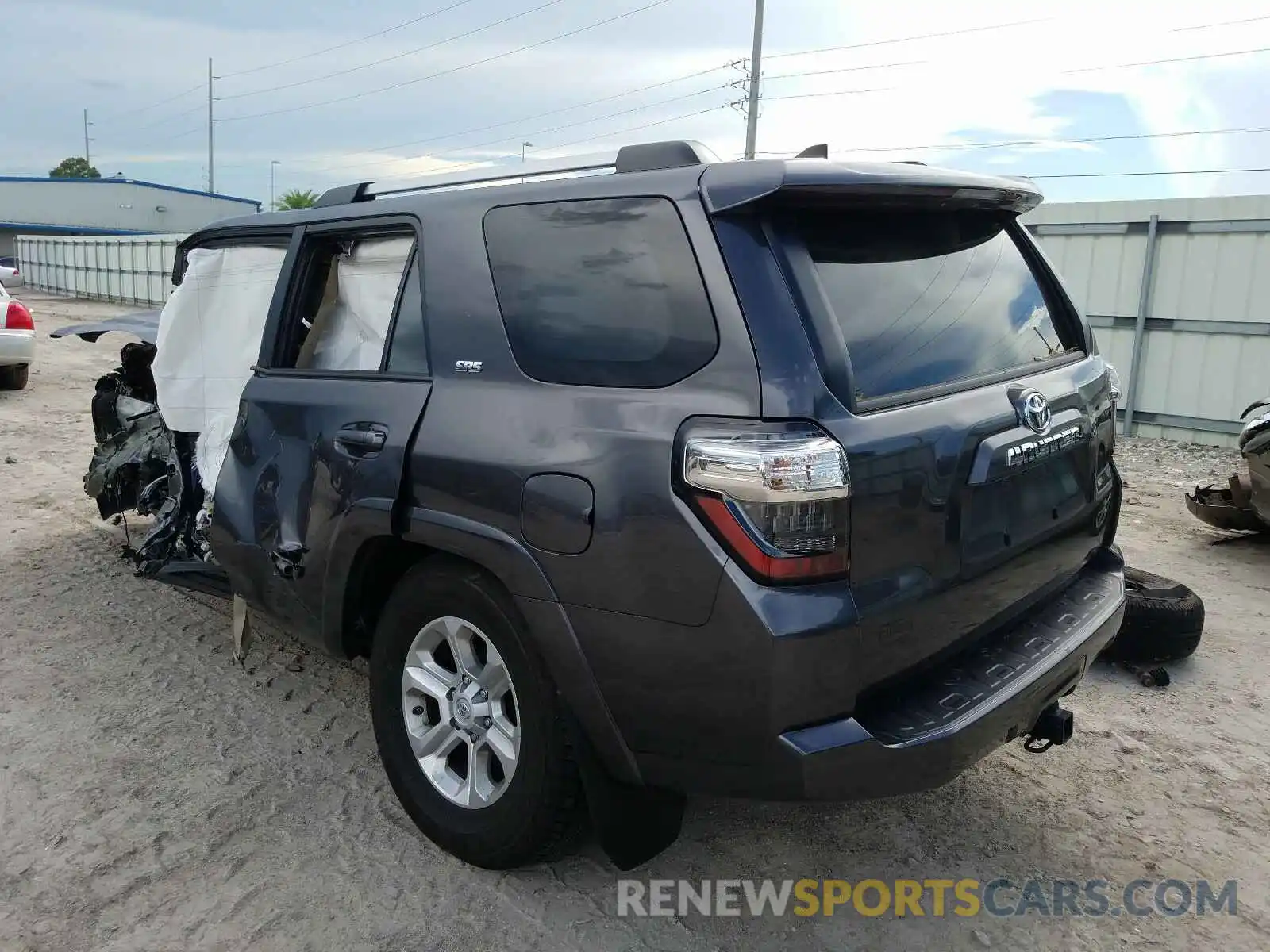 3 Photograph of a damaged car JTEZU5JR1K5193587 TOYOTA 4RUNNER 2019