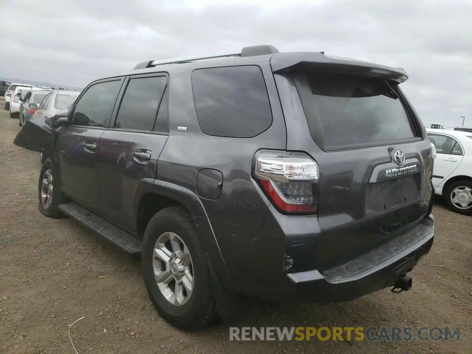 3 Photograph of a damaged car JTEZU5JR1K5195419 TOYOTA 4RUNNER 2019