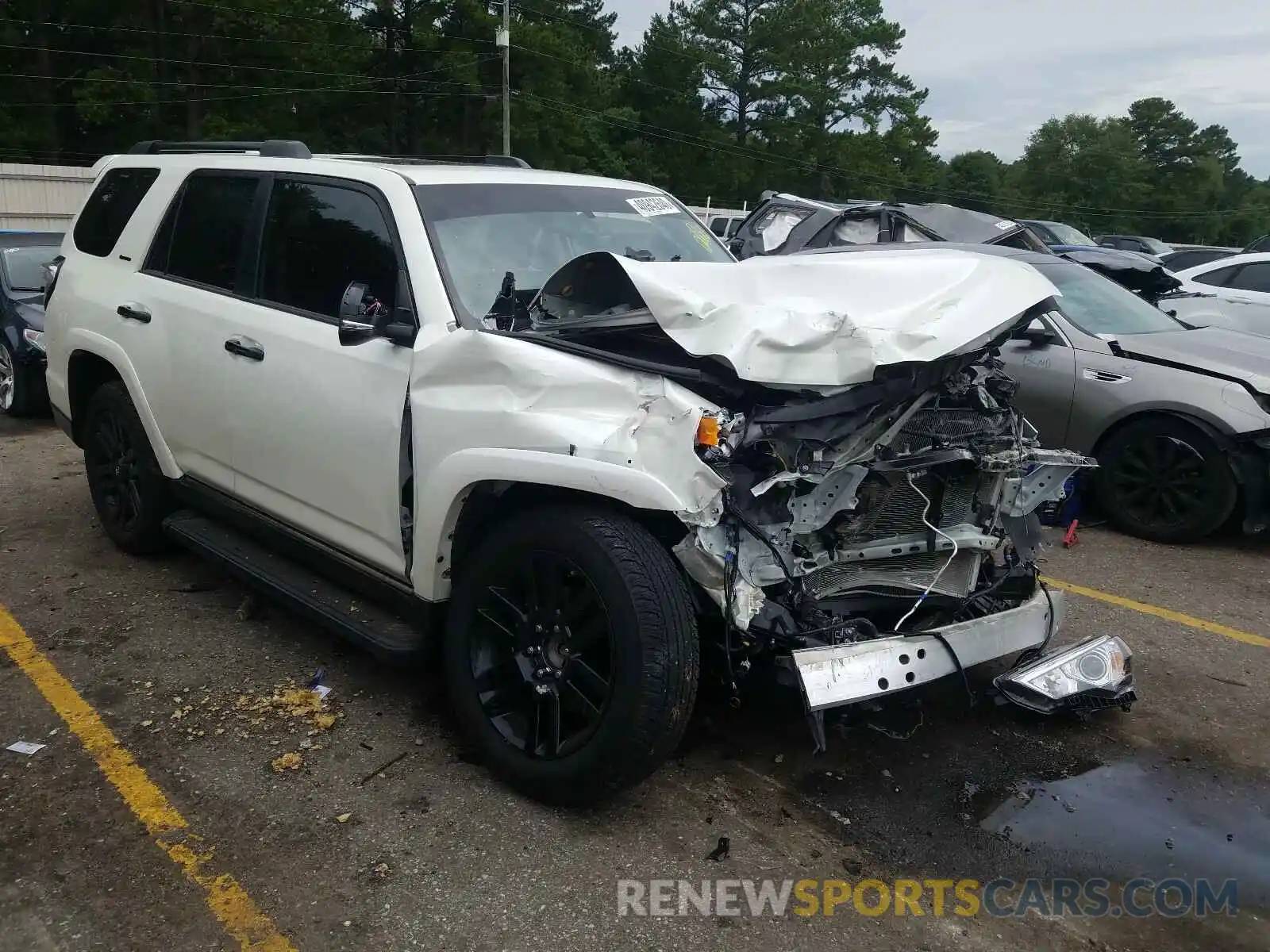 1 Photograph of a damaged car JTEZU5JR1K5195565 TOYOTA 4RUNNER 2019