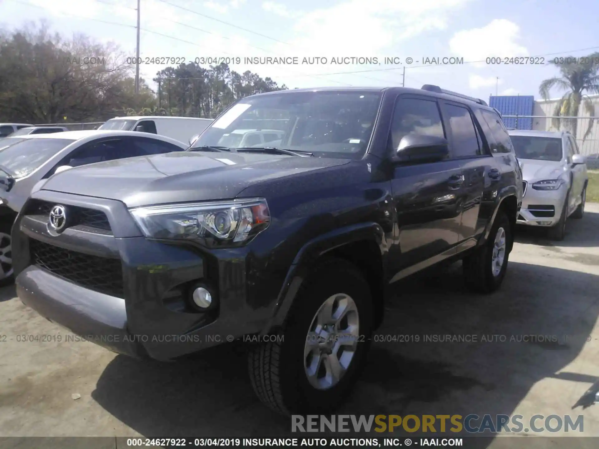 2 Photograph of a damaged car JTEZU5JR1K5198207 TOYOTA 4RUNNER 2019