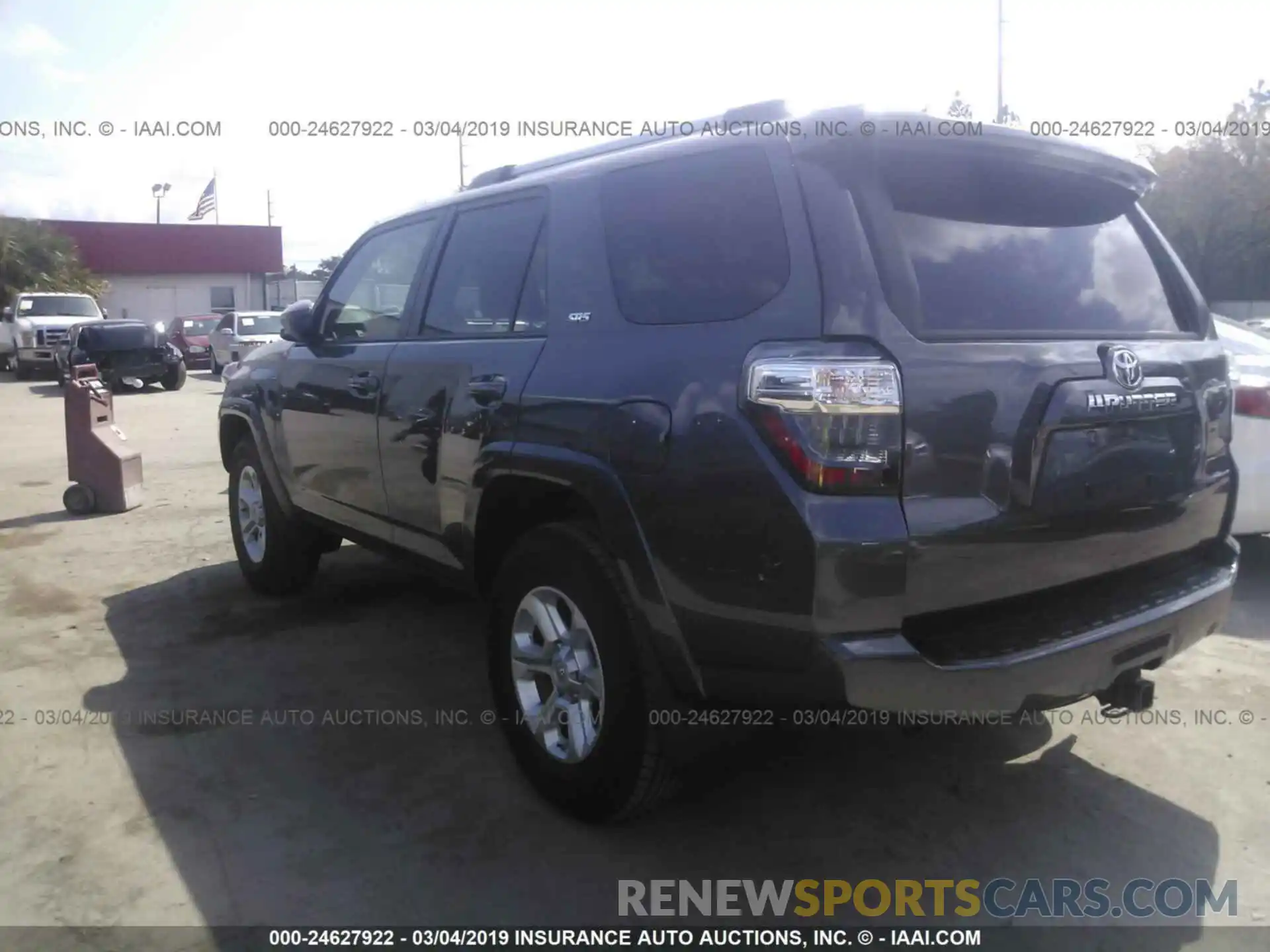 3 Фотография поврежденного автомобиля JTEZU5JR1K5198207 TOYOTA 4RUNNER 2019