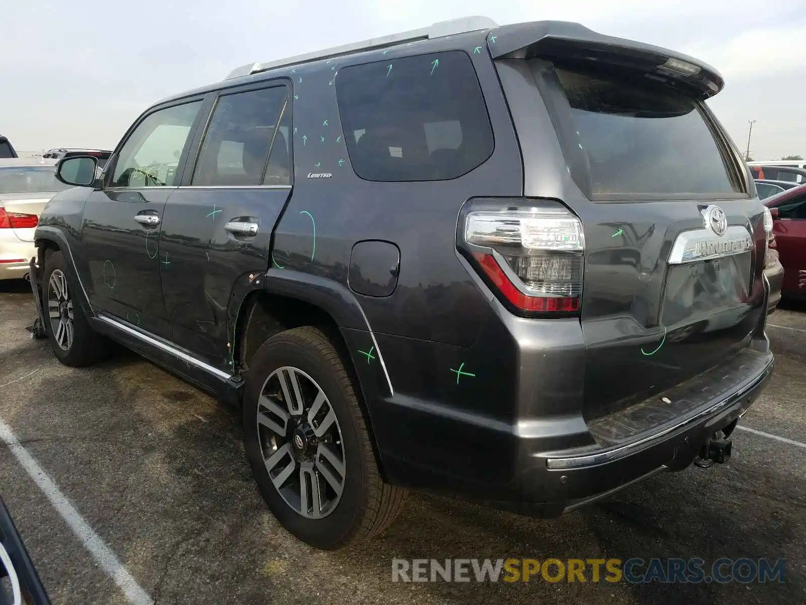 3 Photograph of a damaged car JTEZU5JR1K5201137 TOYOTA 4RUNNER 2019