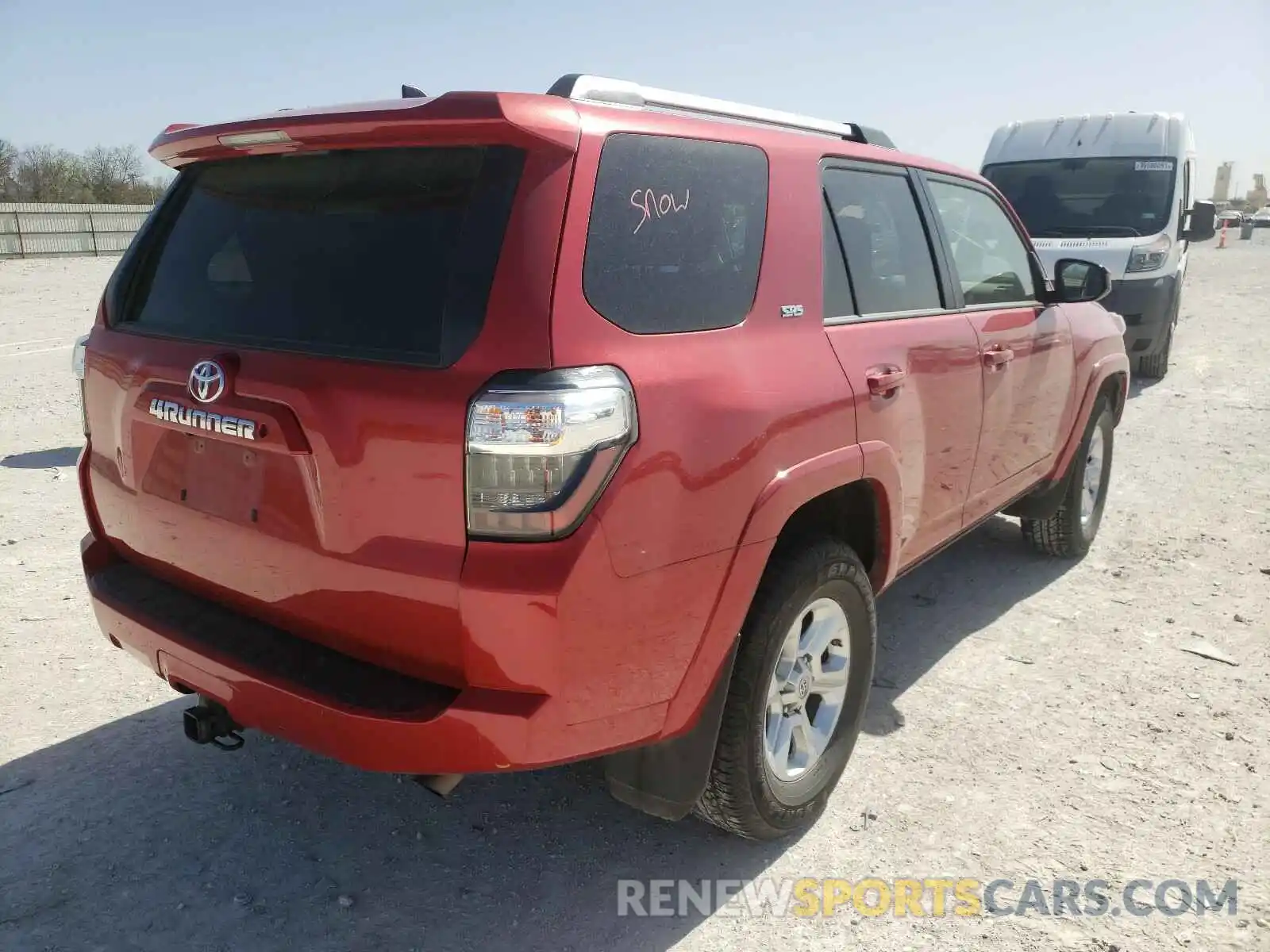 4 Photograph of a damaged car JTEZU5JR1K5205009 TOYOTA 4RUNNER 2019