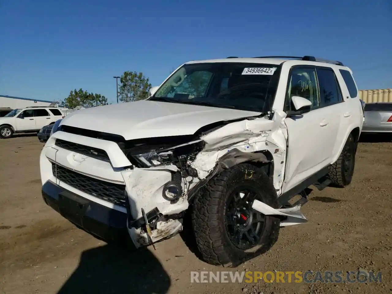 2 Photograph of a damaged car JTEZU5JR1K5205625 TOYOTA 4RUNNER 2019