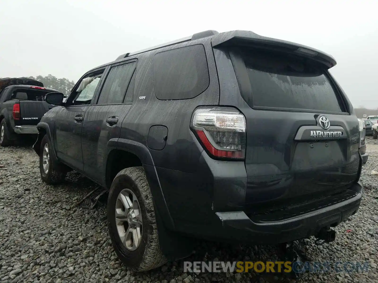 3 Photograph of a damaged car JTEZU5JR1K5207598 TOYOTA 4RUNNER 2019