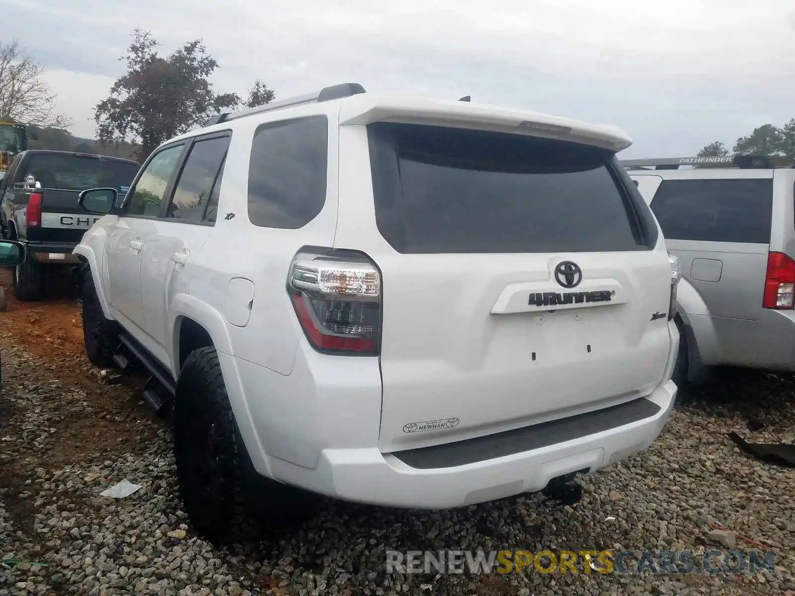 3 Фотография поврежденного автомобиля JTEZU5JR1K5208928 TOYOTA 4RUNNER 2019