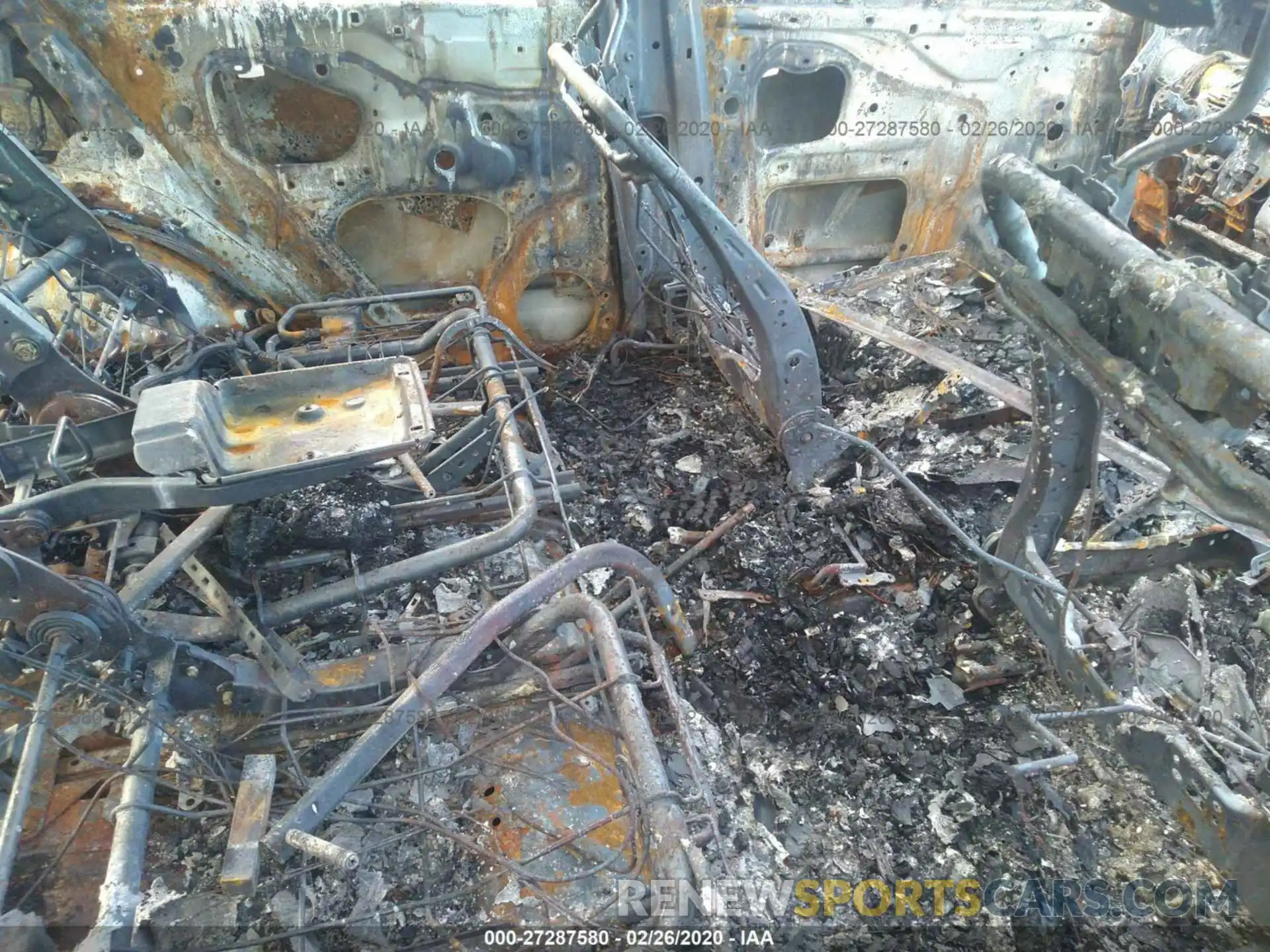 6 Photograph of a damaged car JTEZU5JR1K5209075 TOYOTA 4RUNNER 2019