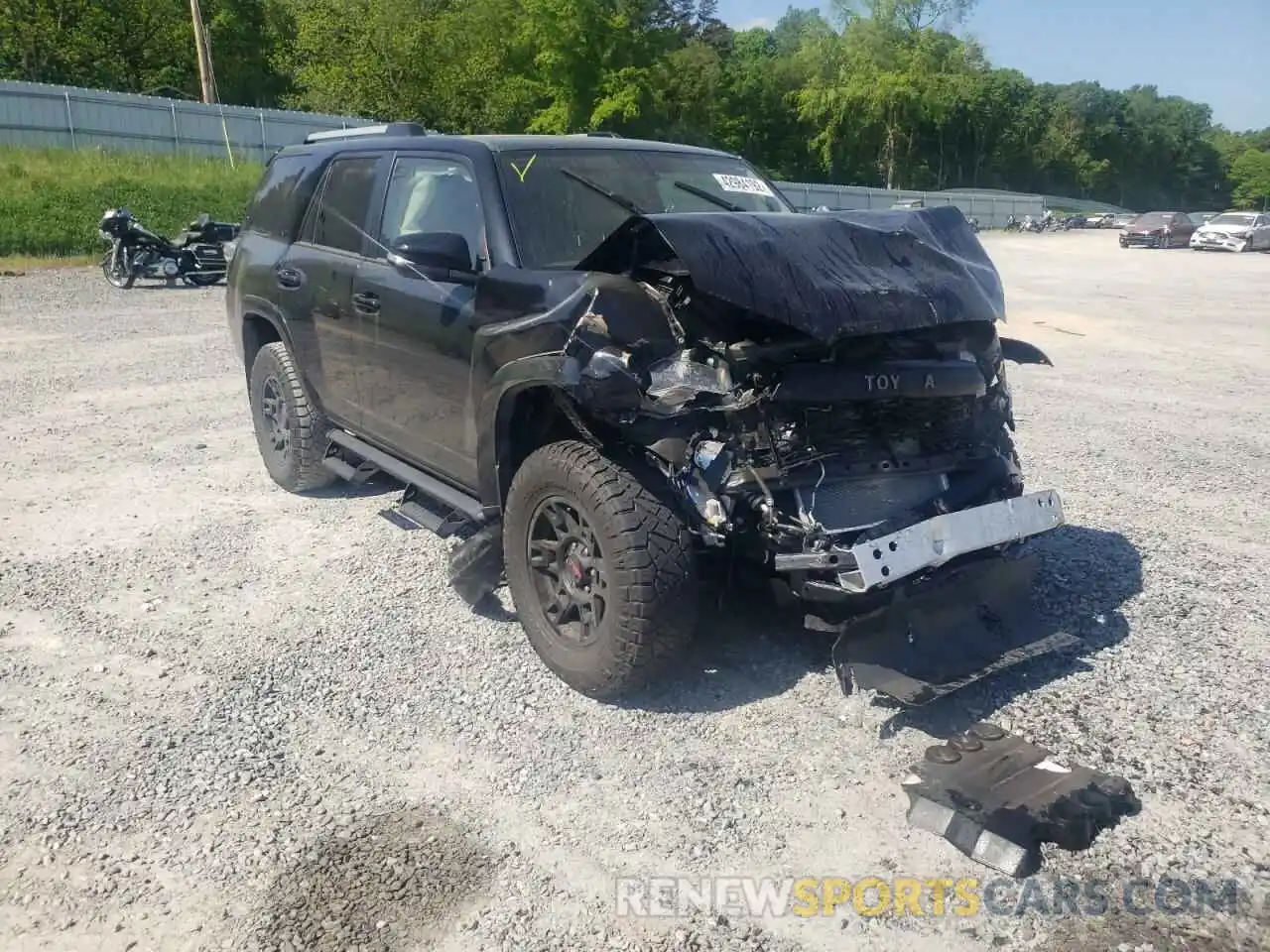 1 Photograph of a damaged car JTEZU5JR1K5210047 TOYOTA 4RUNNER 2019