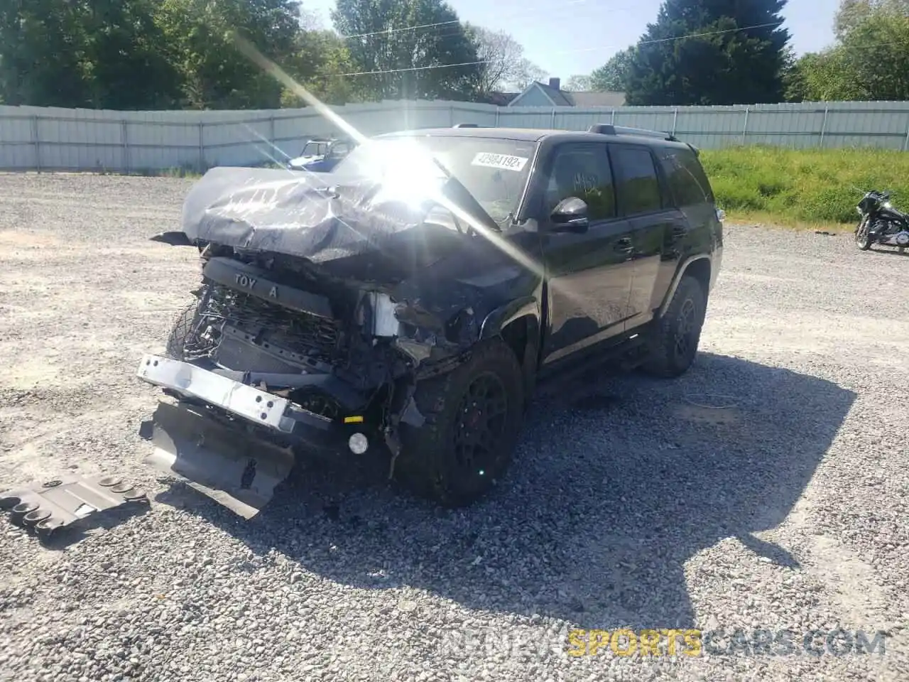 2 Photograph of a damaged car JTEZU5JR1K5210047 TOYOTA 4RUNNER 2019