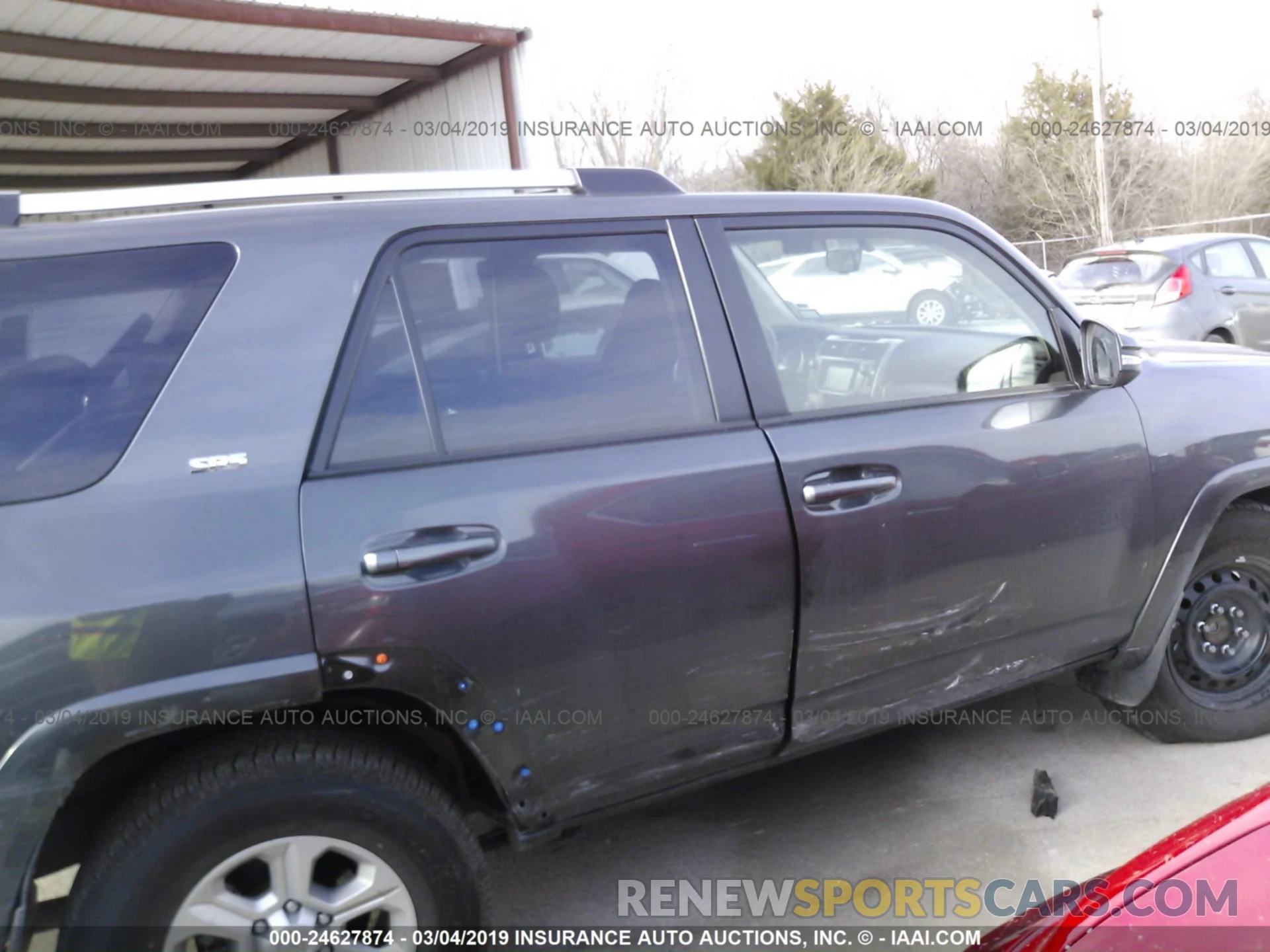 6 Photograph of a damaged car JTEZU5JR2K5193470 TOYOTA 4RUNNER 2019