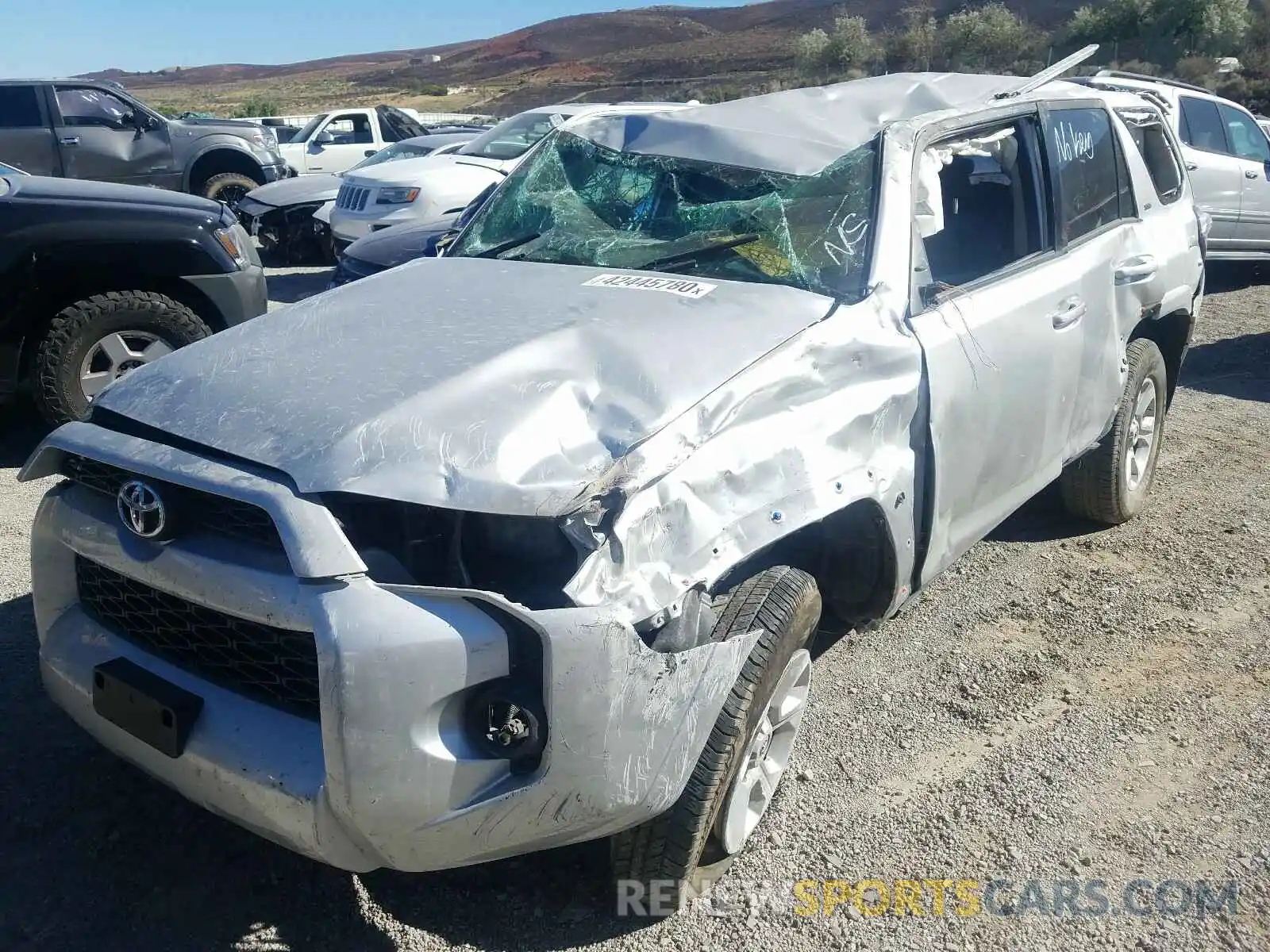 2 Photograph of a damaged car JTEZU5JR2K5193534 TOYOTA 4RUNNER 2019