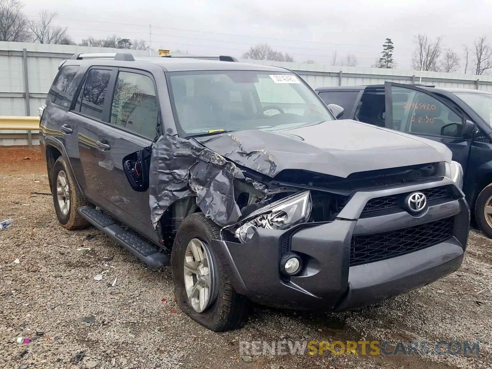 1 Photograph of a damaged car JTEZU5JR2K5194327 TOYOTA 4RUNNER 2019