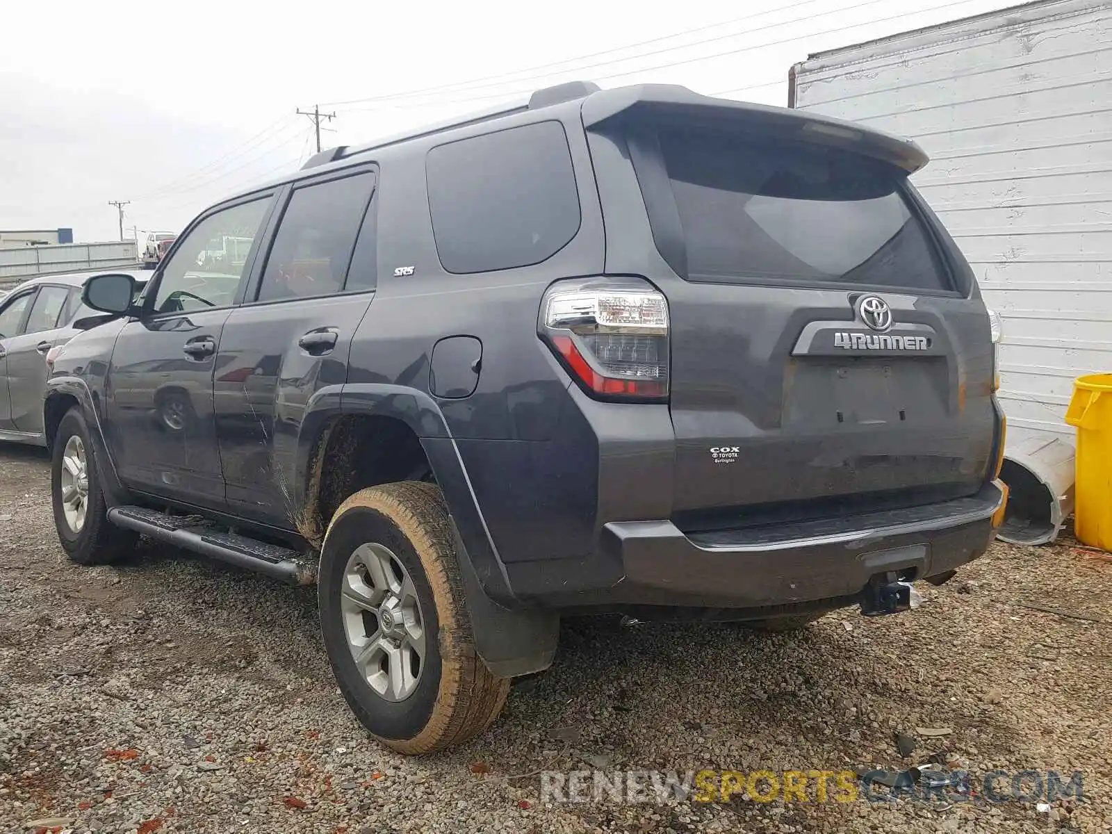 3 Photograph of a damaged car JTEZU5JR2K5194327 TOYOTA 4RUNNER 2019