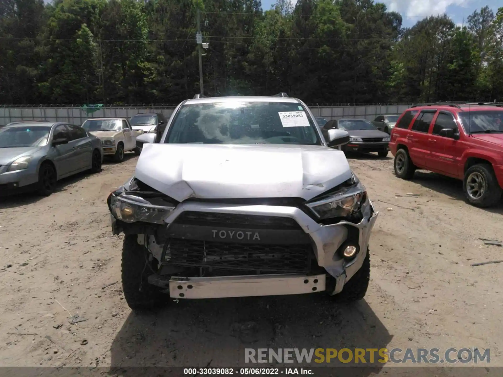 6 Photograph of a damaged car JTEZU5JR2K5198099 TOYOTA 4RUNNER 2019