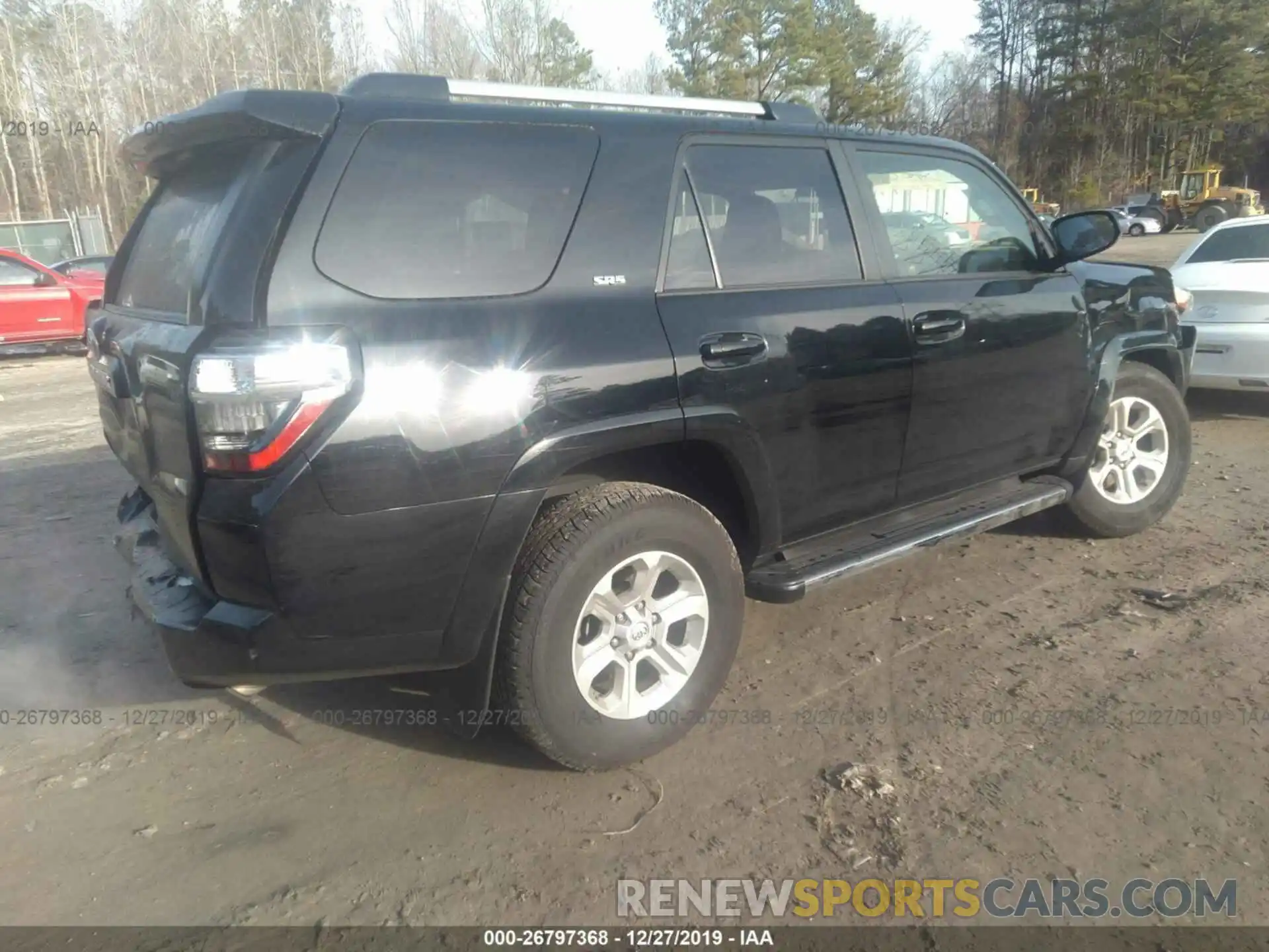 4 Photograph of a damaged car JTEZU5JR2K5198880 TOYOTA 4RUNNER 2019