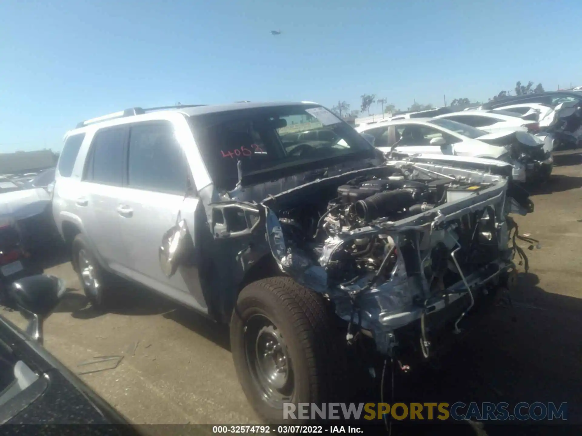 1 Photograph of a damaged car JTEZU5JR2K5198944 TOYOTA 4RUNNER 2019